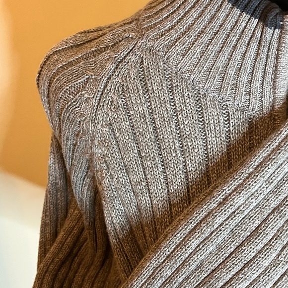 Men’s Xl Columbia pullover sweater - Picture 3 of 5